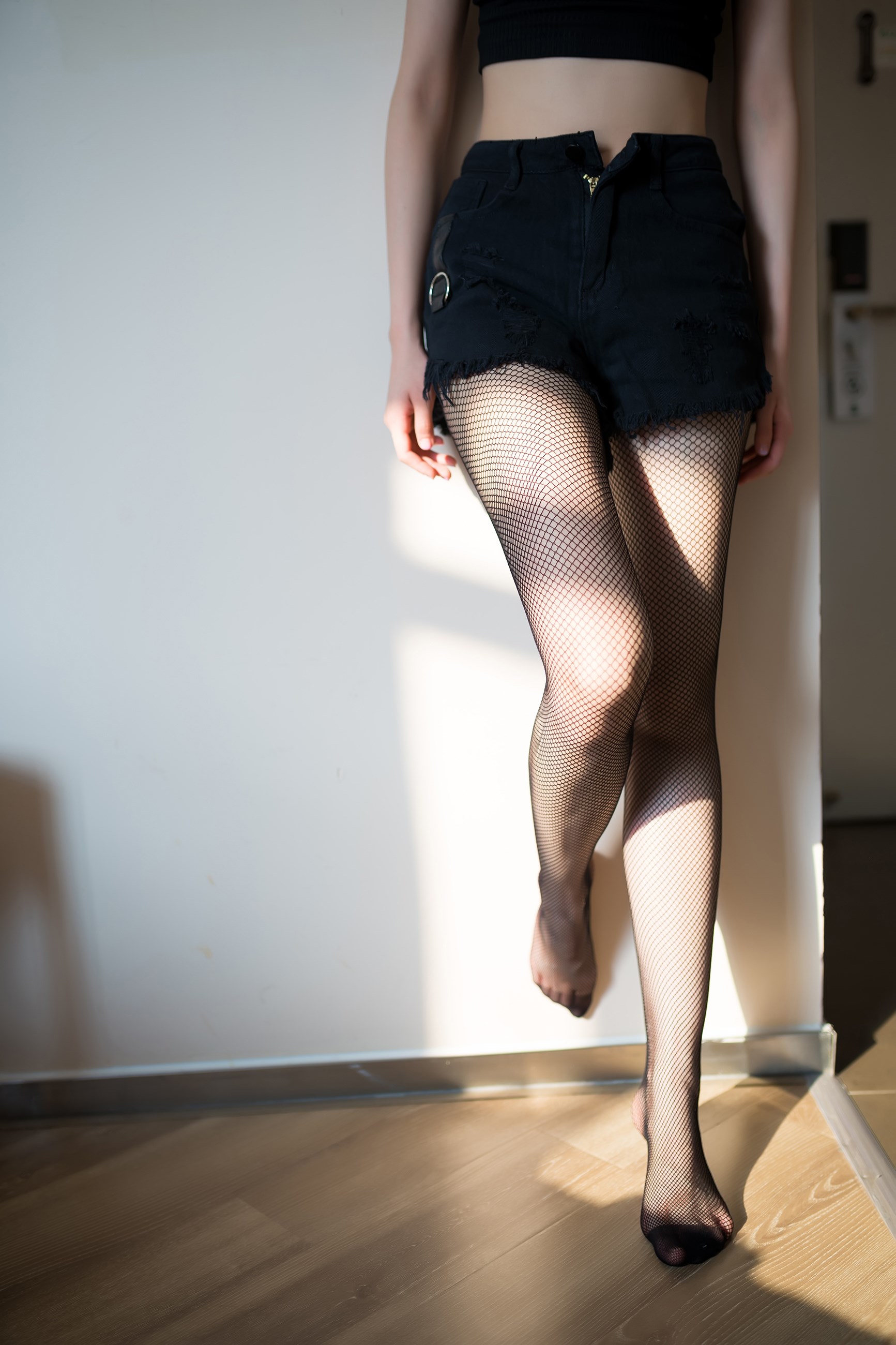 绝密夜色狂想:吃瓜爆料网记录一场颠覆传统的激情放纵仪式,夜间绝色