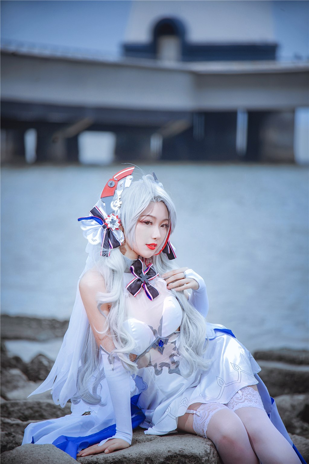 海角禁情夜影集:海角社区呈现一幕融合隐秘欲望与狂野挑衅的夜色传说